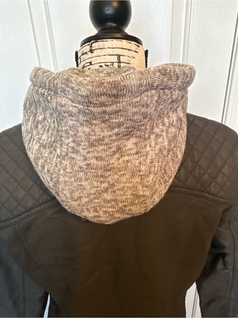 YMI Women’s Removable Faux Layered Multi Pocket Jacket Charcoal Fuzzy Hood Large - Picture 6 of 14